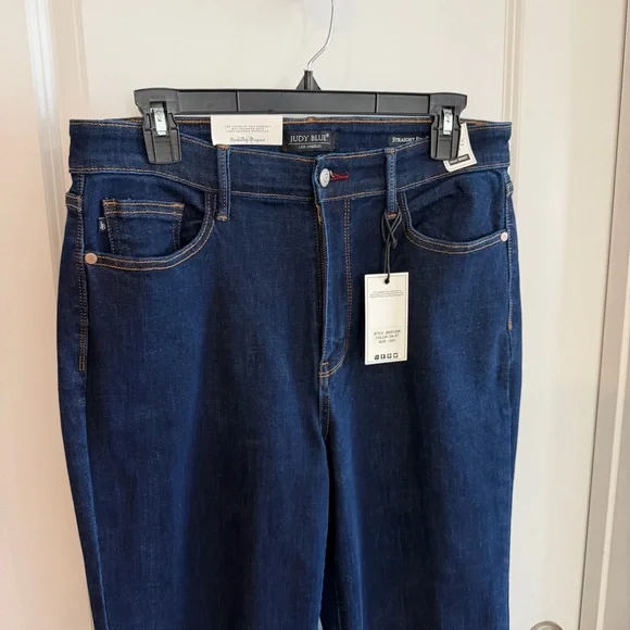 NWT Judy Blue Straight Leg Jeans 13/31 Blue Dark Wash High Rise Stretch Raw Hem - Picture 4 of 16